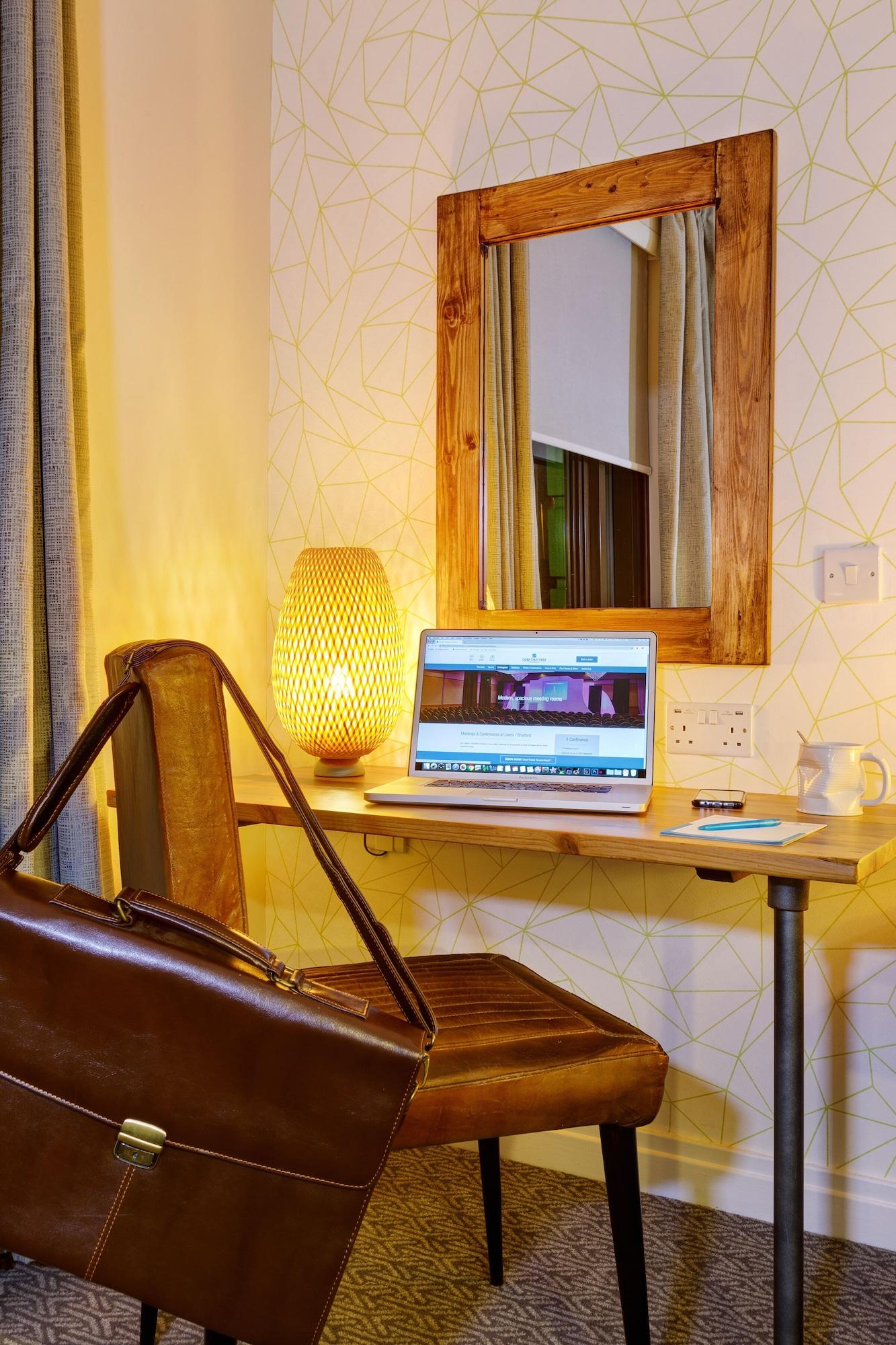Cedar Court Hotel 4*